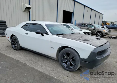 2015 Dodge Challenger Sxt z USA, uszkodzony, nr VIN 2C3CDZAG2FH883349